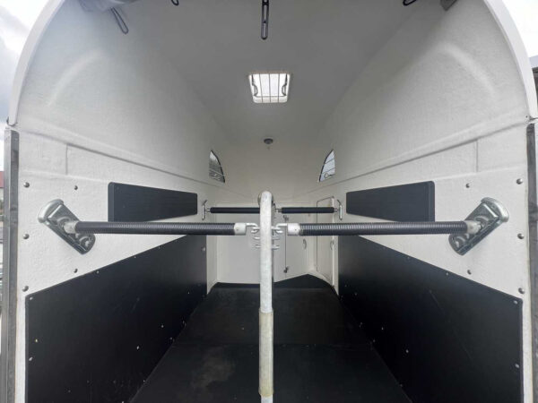 Horse trailer BOECKMANN Big Master WCF 4 BOCKMANN BIG MASTER WCF - HORSE TRAILER (Pre-owend)